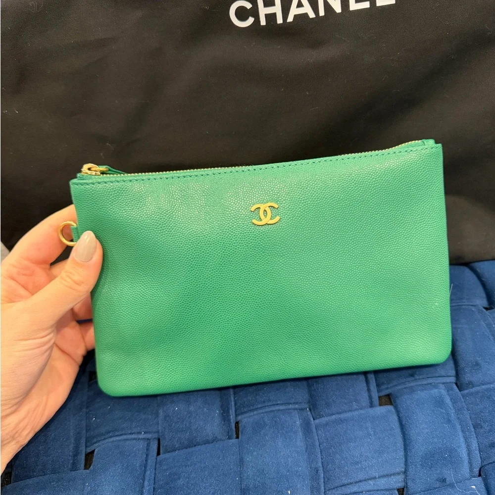 Chanel Tote Handbag Purse Quilted Shopping Bag Small + Pouch Clutch - Picture 8 of 12